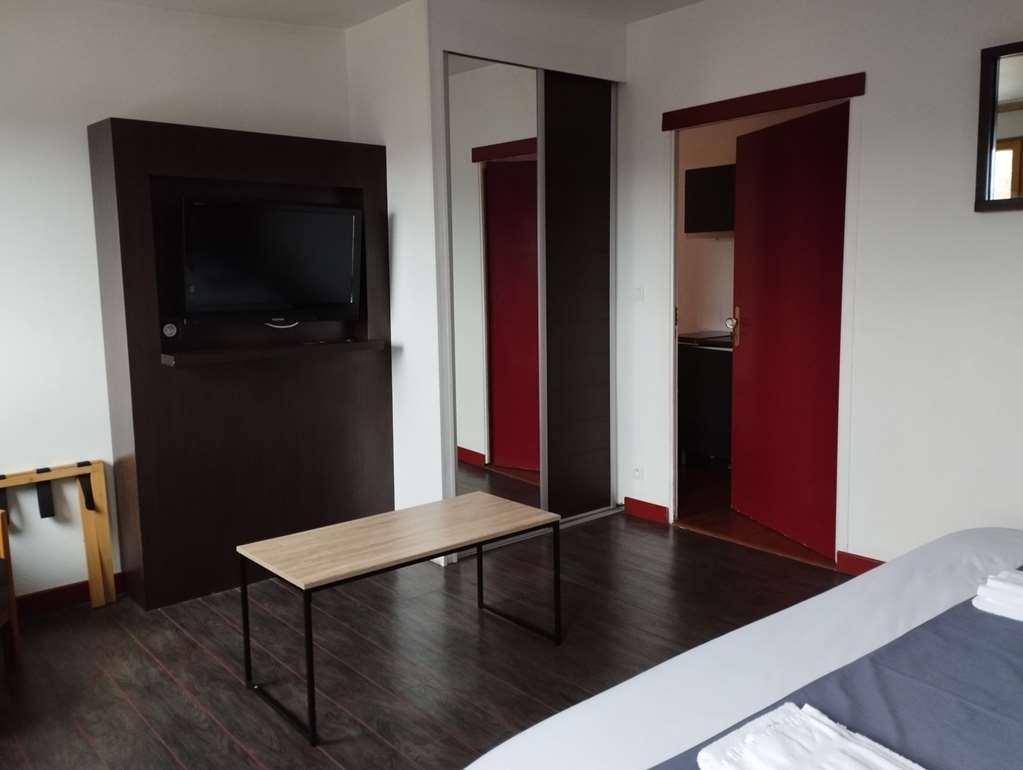 Brit Hotel L'Arrivee Guingamp Bilik gambar